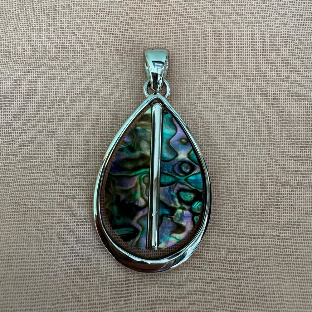 Lia Sophia Silver and Green Necklace with Teardrop Pendant